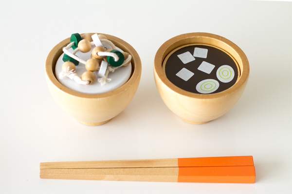 納豆ごはんと味噌汁